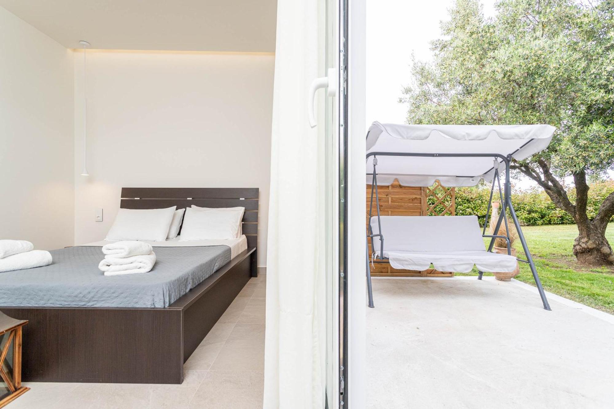 Mellagia Suites Kassandreia Εξωτερικό φωτογραφία
