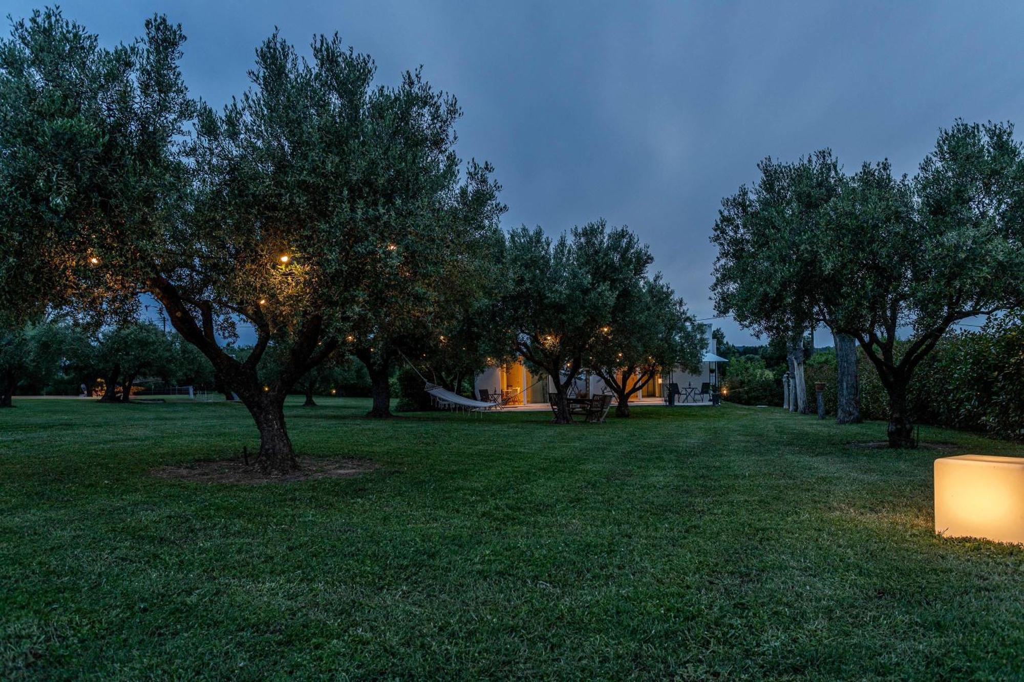 Mellagia Suites Kassandreia Εξωτερικό φωτογραφία