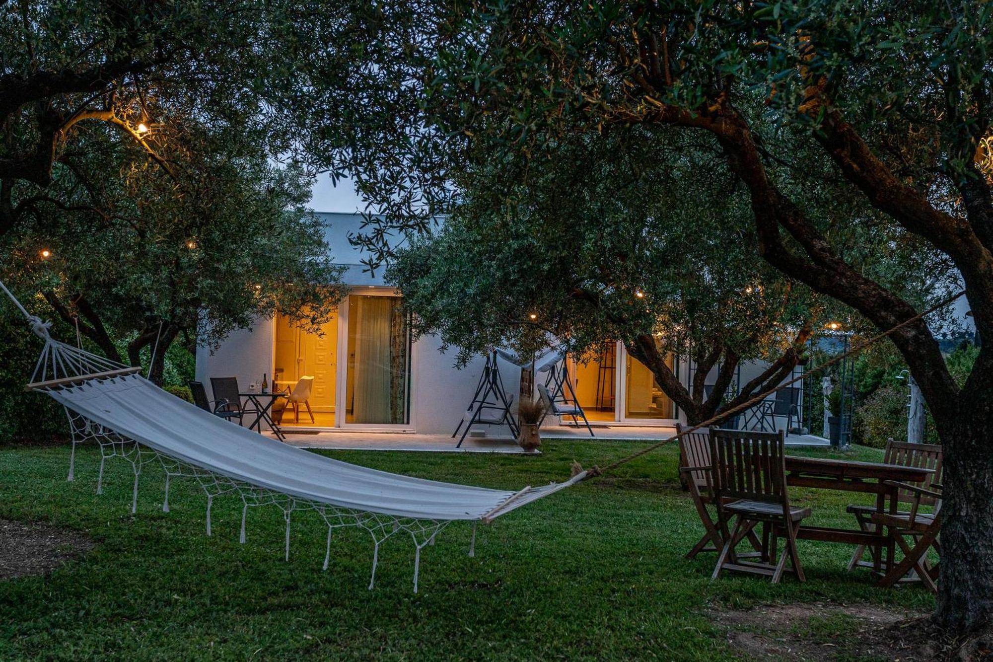 Mellagia Suites Kassandreia Εξωτερικό φωτογραφία
